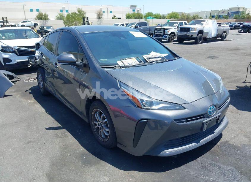 Photo 14 of 2020 Toyota Prius L ECO (VIN JTDKARFU6L3121929)