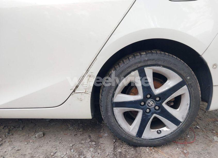 Photo 17 of 2016 Toyota Prius FOUR TOURING (VIN JTDKARFU7G3009534)