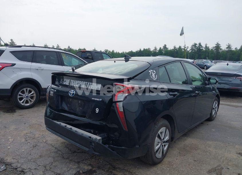 Photo 4 of 2016 Toyota Prius THREE (VIN JTDKARFU7G3018542)