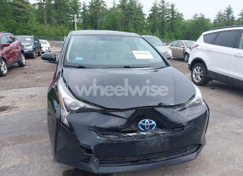 Photo 6 of 2016 Toyota Prius THREE (VIN JTDKARFU7G3018542)