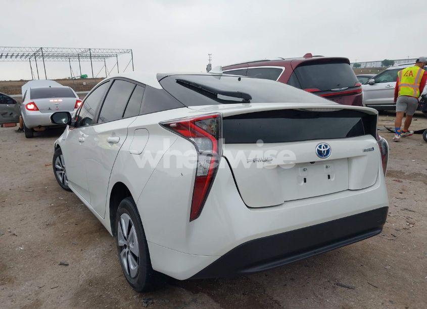 Photo 3 of 2017 Toyota Prius THREE (VIN JTDKARFU7H3532778)