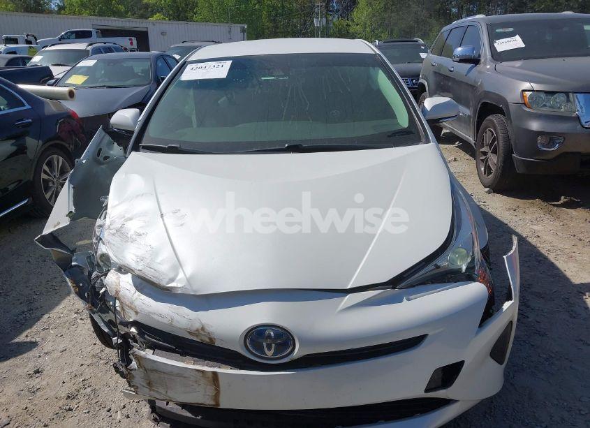 Photo 12 of 2018 Toyota Prius TWO ECO (VIN JTDKARFU7J3068428)