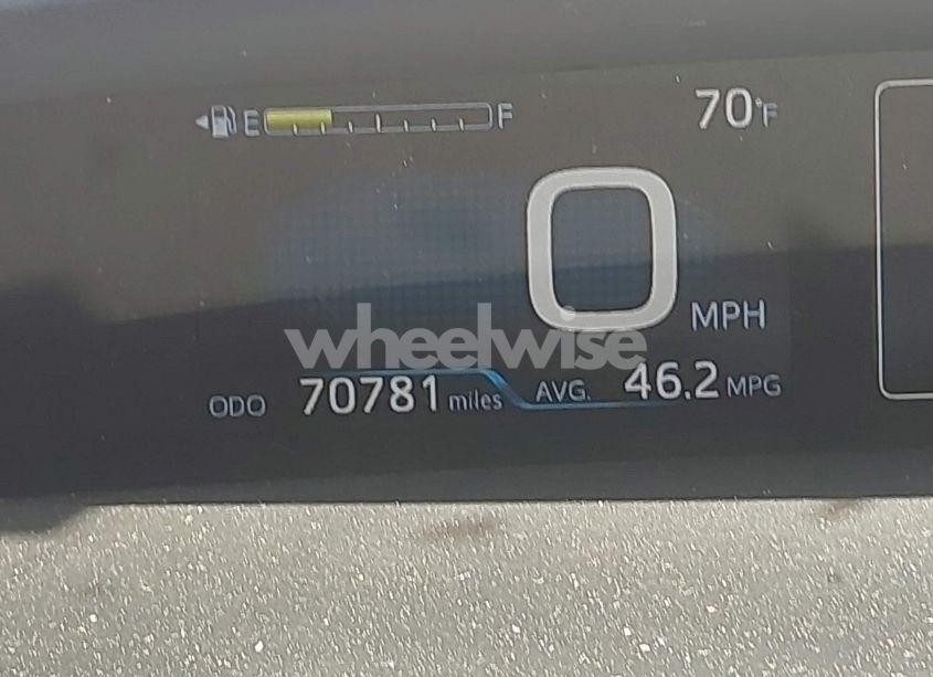 Photo 15 of 2018 Toyota Prius TWO ECO (VIN JTDKARFU7J3068428)