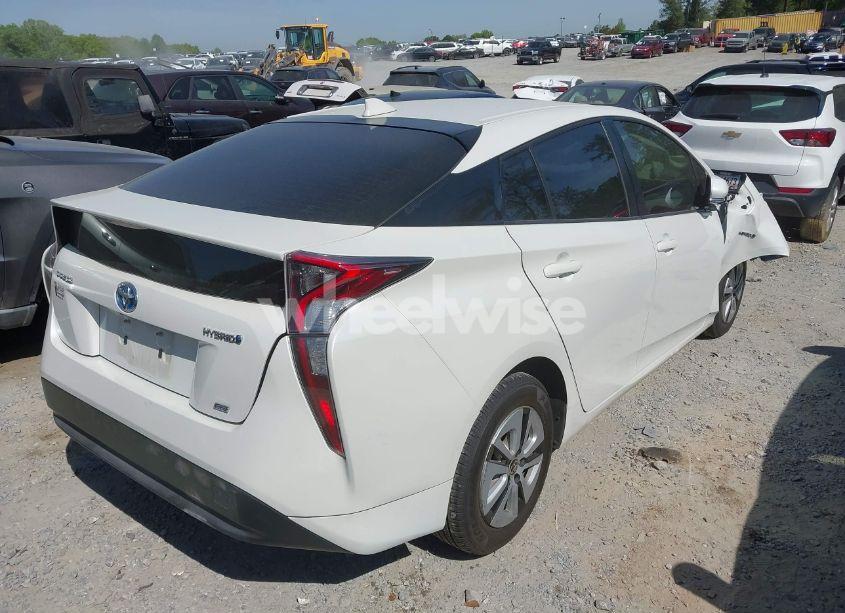 Photo 4 of 2018 Toyota Prius TWO ECO (VIN JTDKARFU7J3068428)