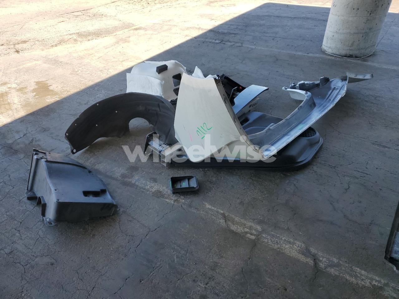 Photo 12 of 2017 TOYOTA PRIUS (VIN JTDKARFU8H3036064)