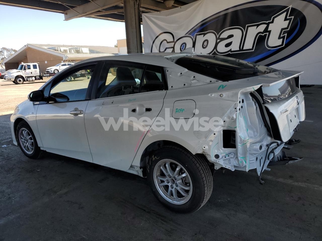 Photo 2 of 2017 TOYOTA PRIUS (VIN JTDKARFU8H3036064)