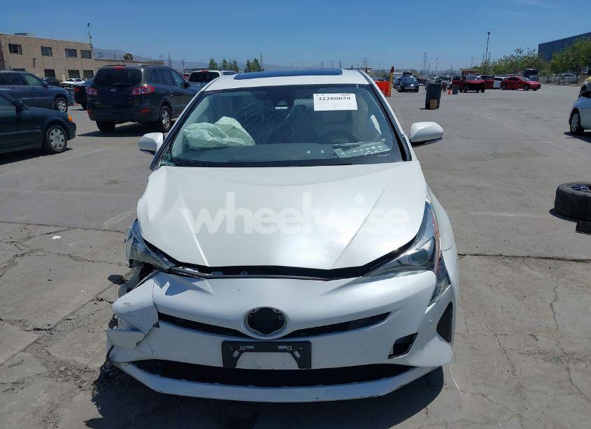 Photo 12 of 2018 Toyota Prius FOUR (VIN JTDKARFU8J3054828)