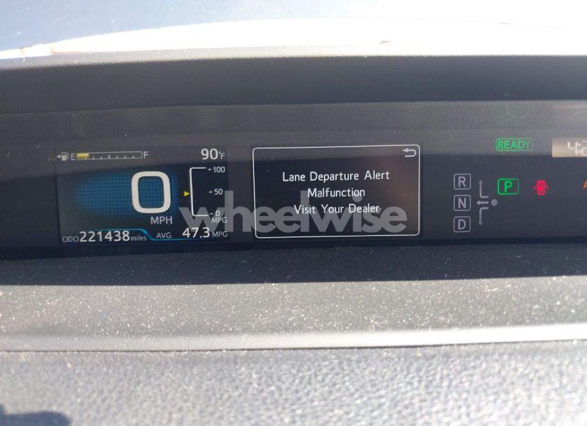 Photo 7 of 2018 Toyota Prius THREE TOURING (VIN JTDKARFU8J3066722)