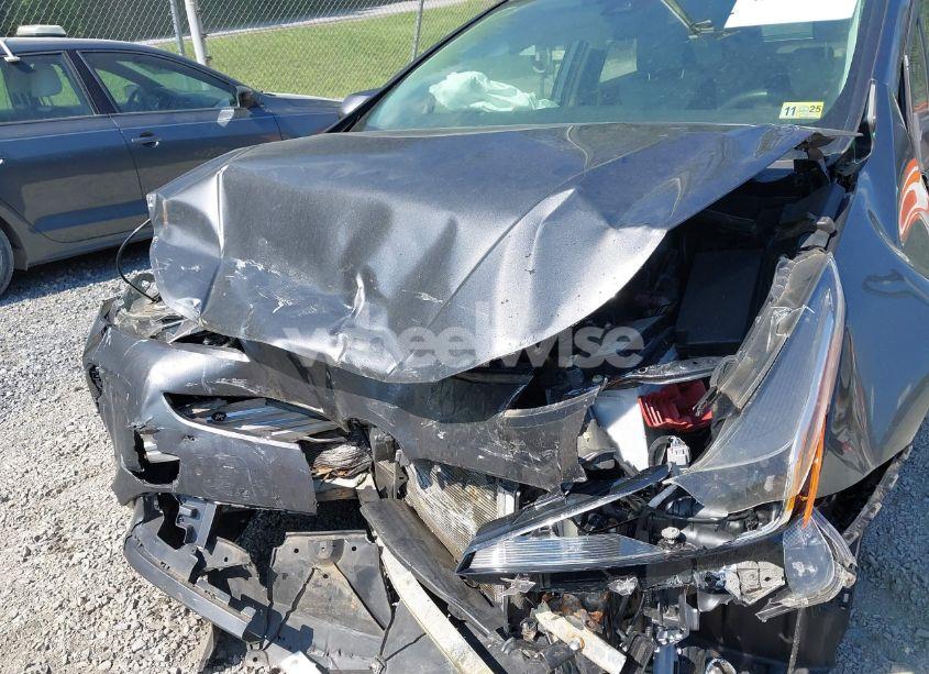 Photo 6 of 2019 Toyota Prius L ECO (VIN JTDKARFU8K3098278)