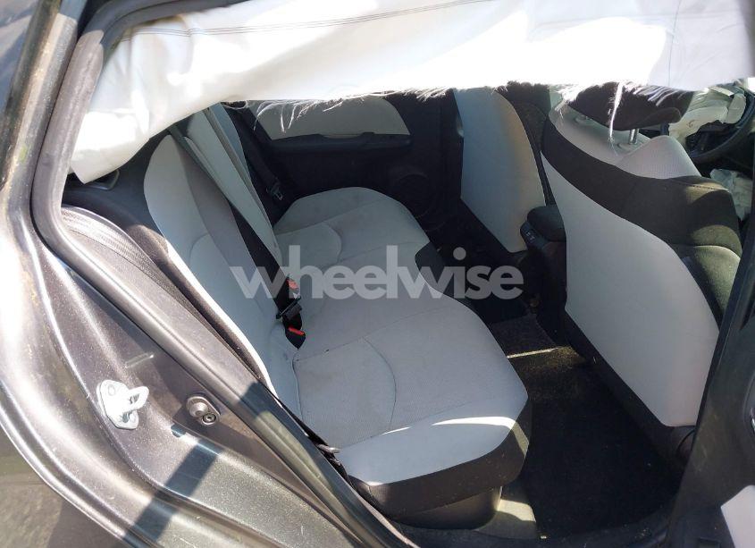 Photo 8 of 2019 Toyota Prius L ECO (VIN JTDKARFU8K3098278)