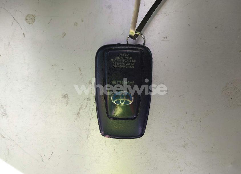 Photo 11 of 2020 Toyota Prius LE (VIN JTDKARFU8L3112245)