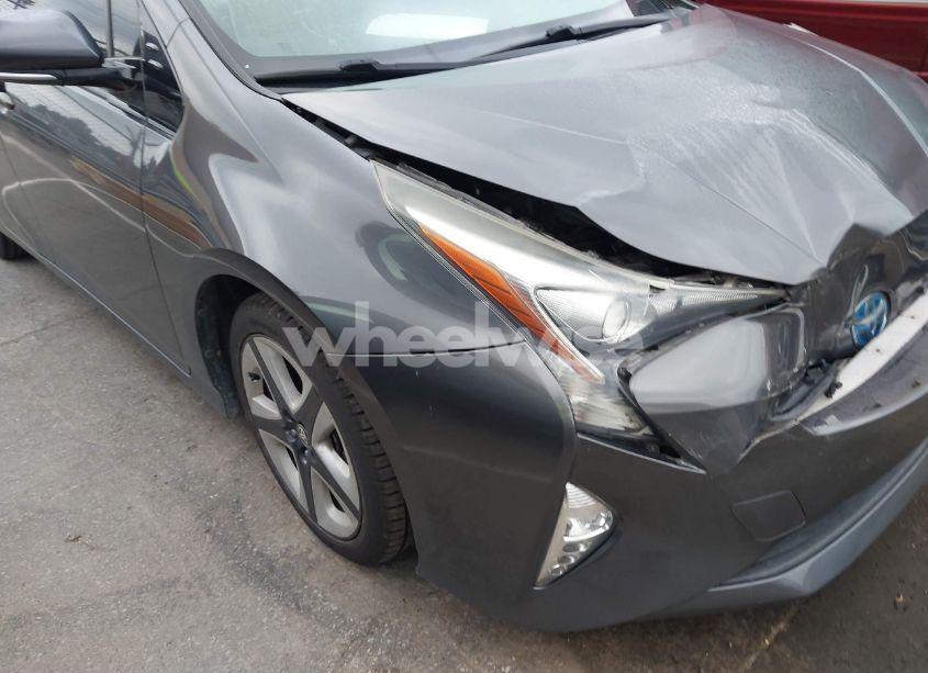 Photo 17 of 2016 Toyota Prius FOUR/FOUR TOURING/THREE/THREE TOURING/TWO ECO (VIN JTDKARFU9G3007283)