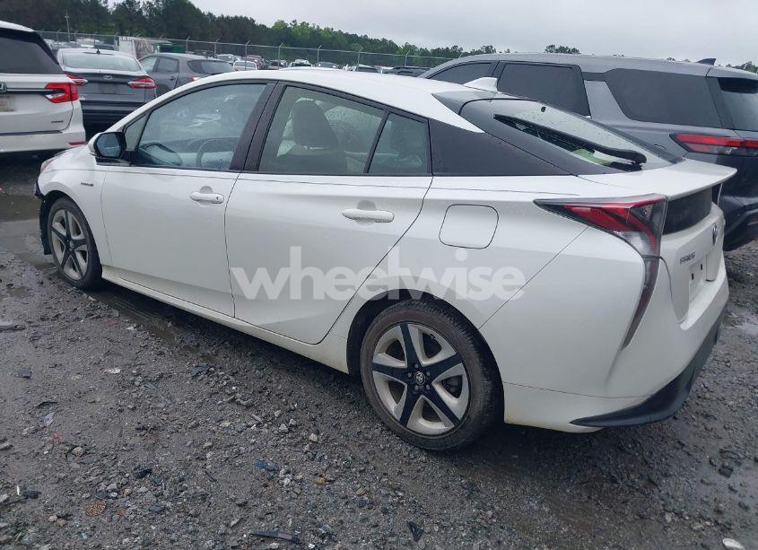 Photo 3 of 2016 Toyota Prius FOUR TOURING (VIN JTDKARFU9G3023659)