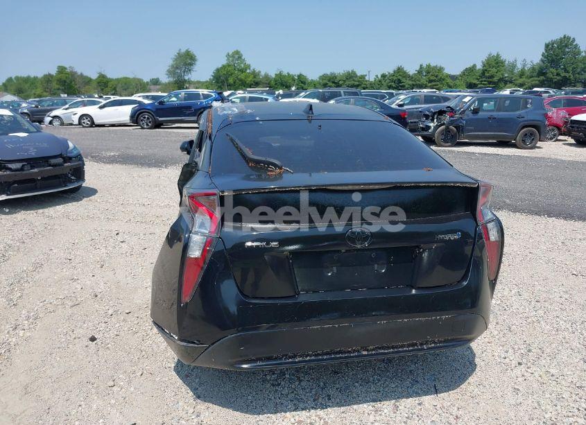 Photo 12 of 2017 Toyota Prius THREE (VIN JTDKARFU9H3536248)