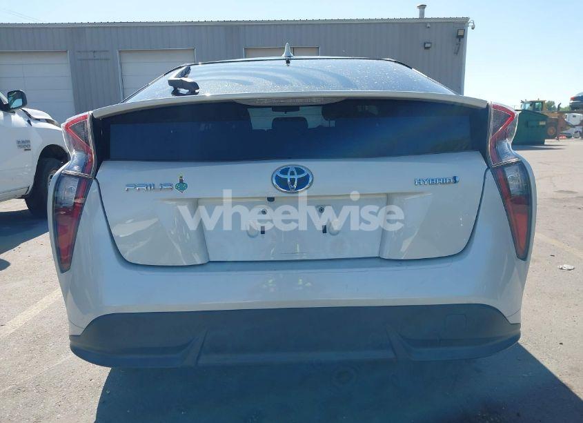 Photo 16 of 2017 Toyota Prius THREE TOURING (VIN JTDKARFUXH3536565)