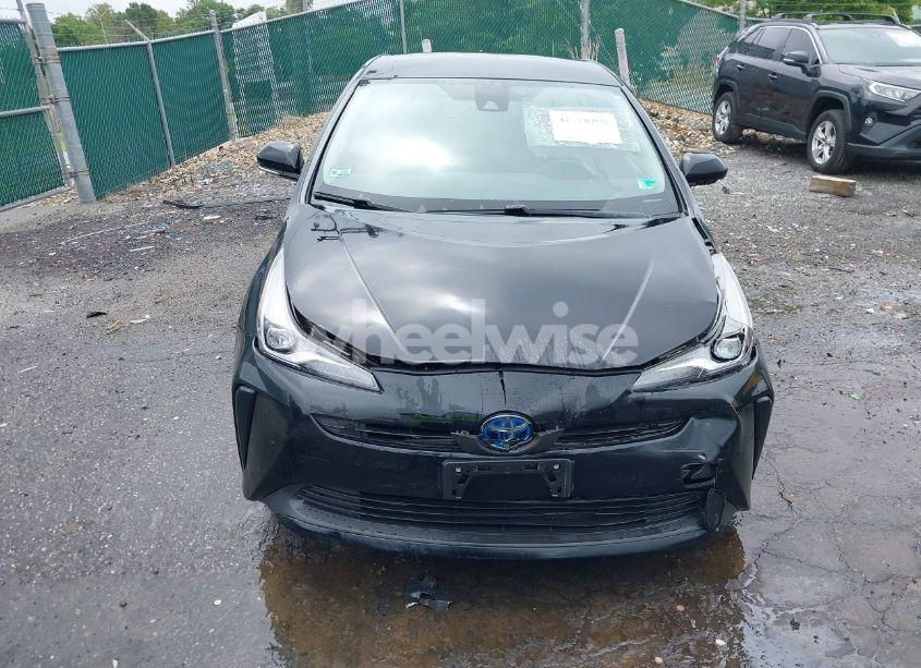 Photo 12 of 2019 Toyota Prius LE (VIN JTDKARFUXK3092501)