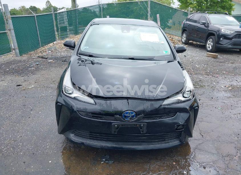 Photo 6 of 2019 Toyota Prius LE (VIN JTDKARFUXK3092501)