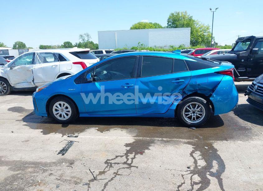 Photo 14 of 2020 Toyota Prius LE (VIN JTDKARFUXL3118354)