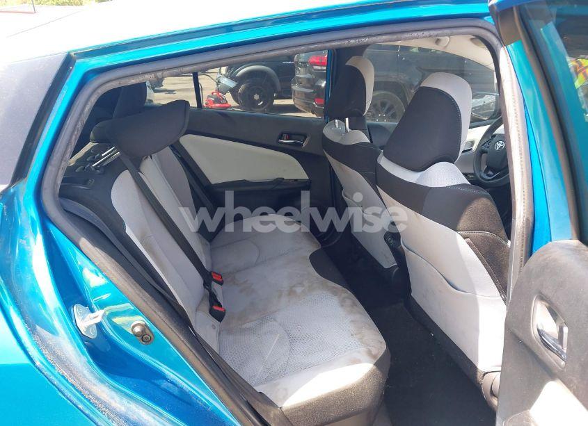 Photo 8 of 2020 Toyota Prius LE (VIN JTDKARFUXL3118354)