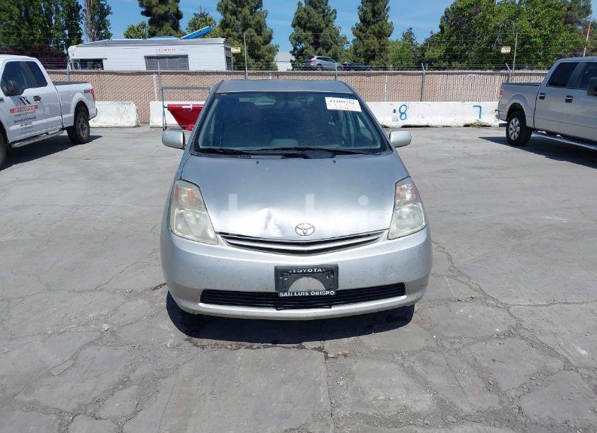 Photo 6 of 2004 Toyota Prius (VIN JTDKB20U040101157)