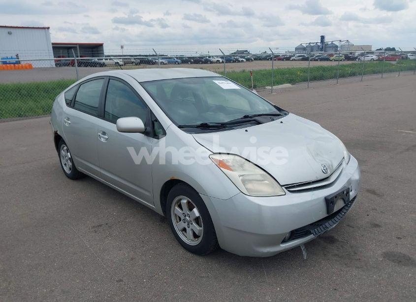 2005 Toyota Prius (VIN JTDKB20U050127341) main photo