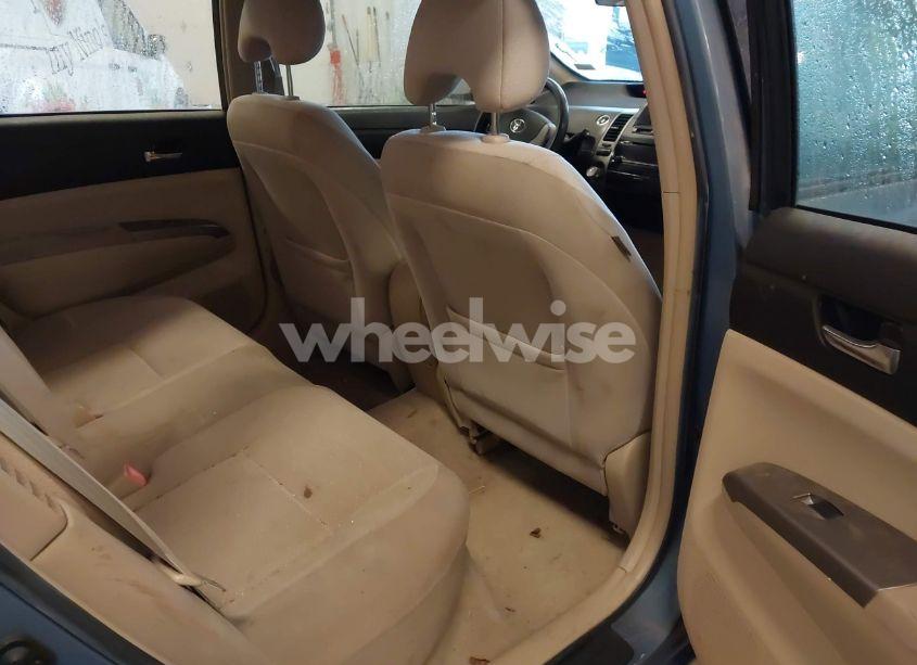 Photo 8 of 2005 Toyota Prius (VIN JTDKB20U053029781)