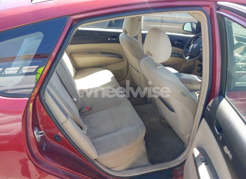 Photo 8 of 2005 Toyota Prius (VIN JTDKB20U053030137)