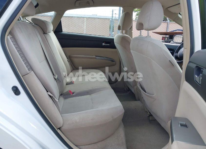 Photo 8 of 2005 Toyota Prius (VIN JTDKB20U053064272)