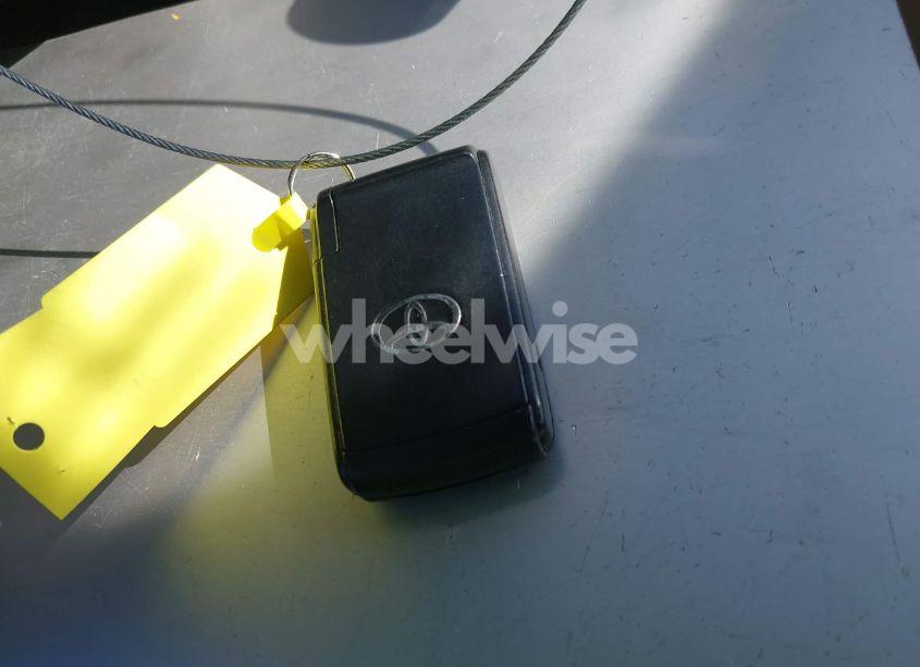 Photo 11 of 2005 Toyota Prius (VIN JTDKB20U053095134)