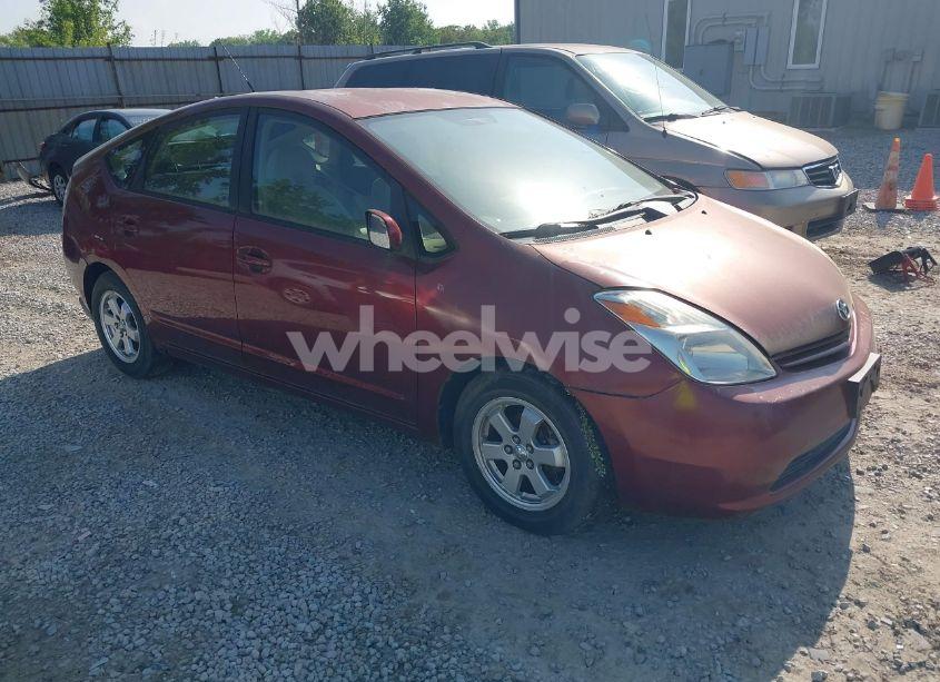 2005 Toyota Prius (VIN JTDKB20U057033290) main photo