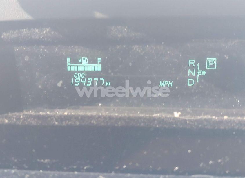 Photo 7 of 2005 Toyota Prius (VIN JTDKB20U057033290)