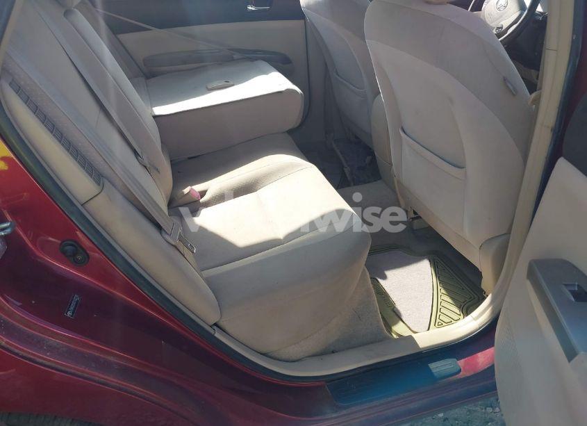 Photo 8 of 2005 Toyota Prius (VIN JTDKB20U057033290)