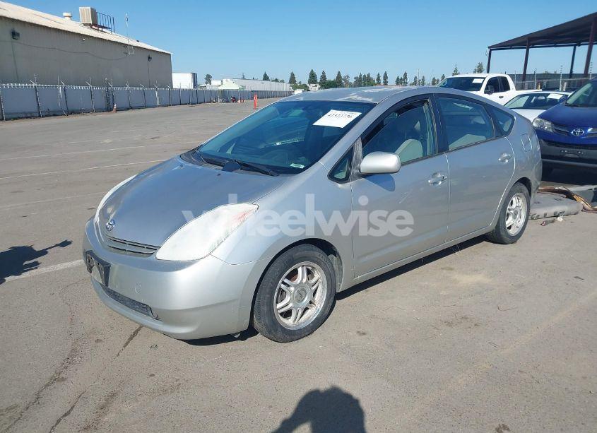 Photo 2 of 2005 Toyota Prius (VIN JTDKB20U057042667)