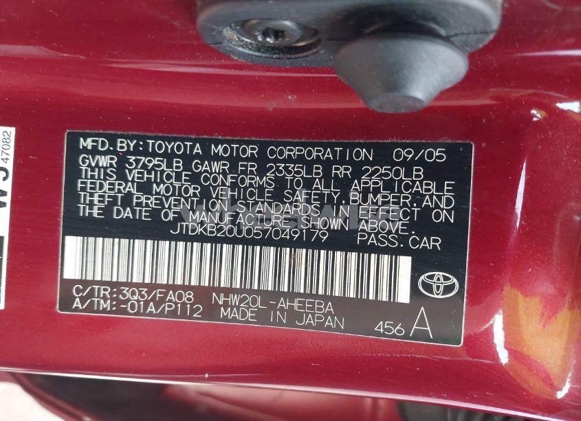 Photo 9 of 2005 Toyota Prius (VIN JTDKB20U057049179)