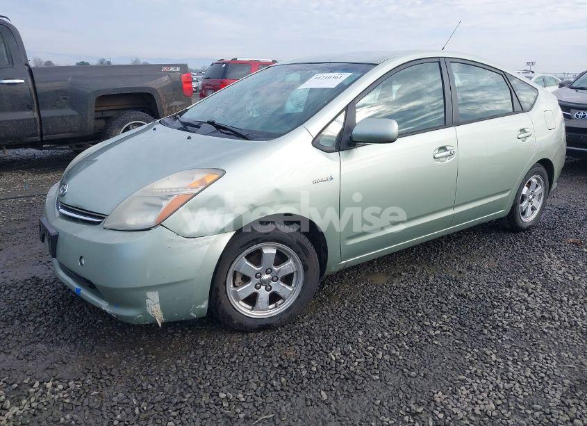 Photo 2 of 2006 Toyota Prius (VIN JTDKB20U067516957)