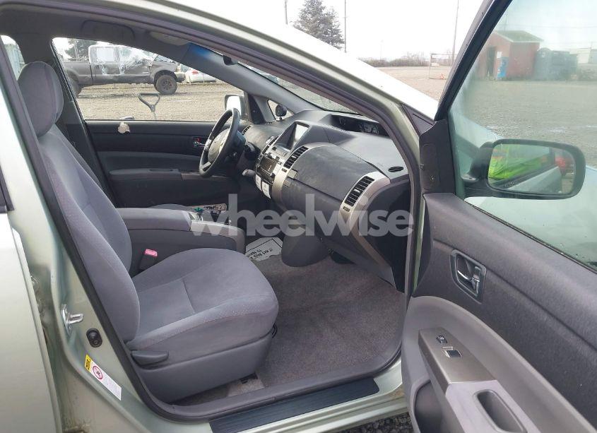 Photo 5 of 2006 Toyota Prius (VIN JTDKB20U067516957)