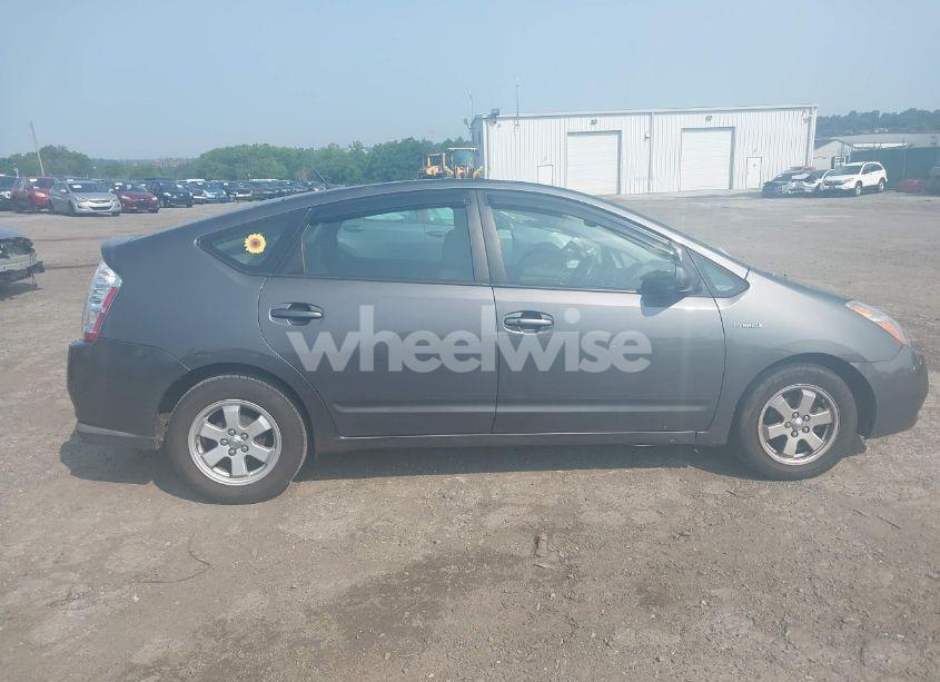 Photo 13 of 2007 Toyota Prius (VIN JTDKB20U073242538)