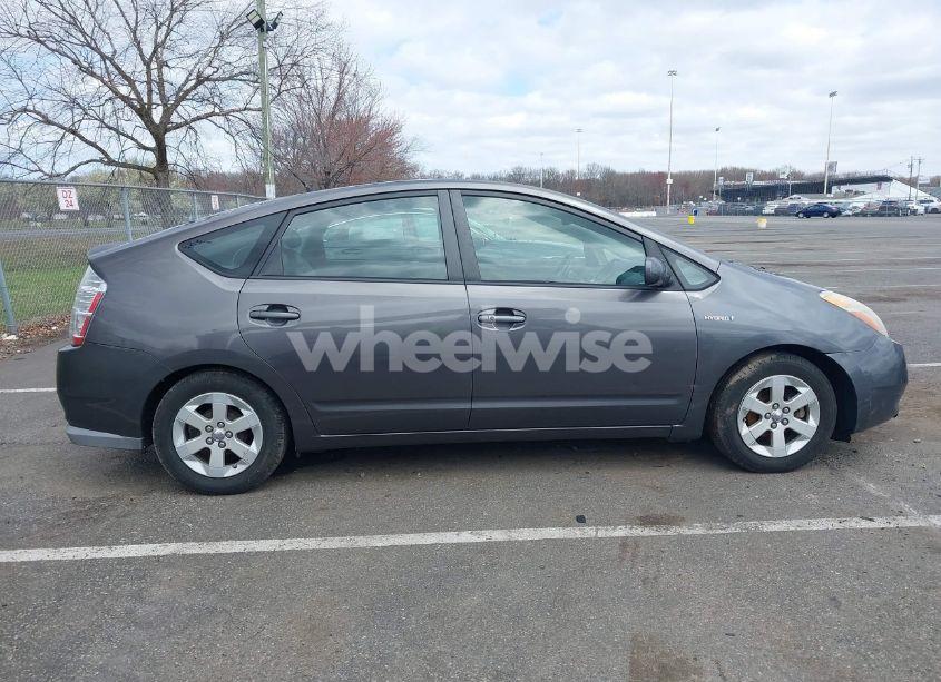 Photo 13 of 2007 Toyota Prius (VIN JTDKB20U073266399)