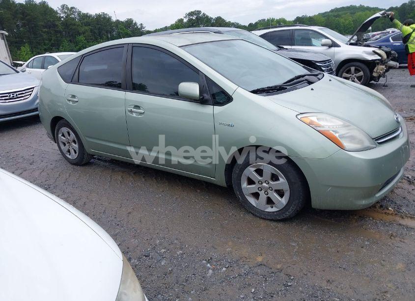 2007 Toyota Prius (VIN JTDKB20U077602951) main photo