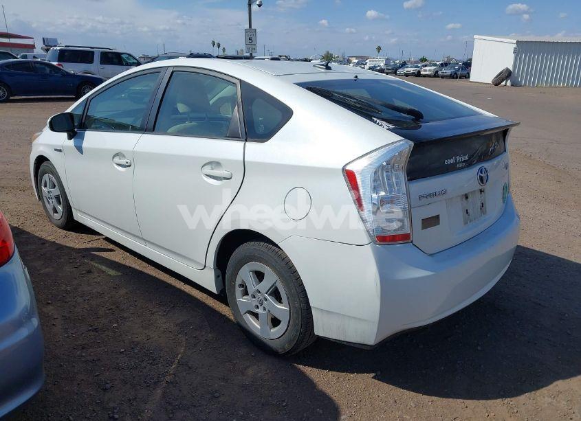 Photo 3 of 2007 Toyota Prius (VIN JTDKB20U077668819)