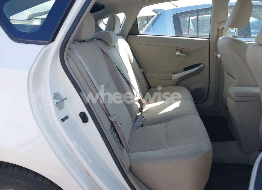 Photo 8 of 2007 Toyota Prius (VIN JTDKB20U077668819)