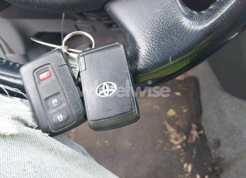 Photo 11 of 2007 Toyota Prius (VIN JTDKB20U077687287)