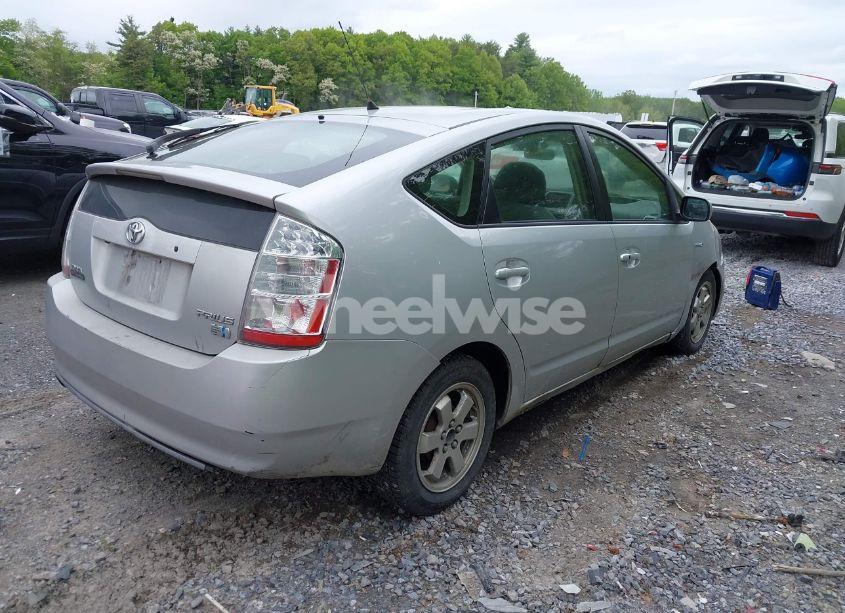 Photo 4 of 2008 Toyota Prius (VIN JTDKB20U087743049)