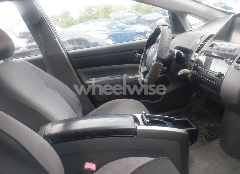 Photo 5 of 2008 Toyota Prius (VIN JTDKB20U087743049)