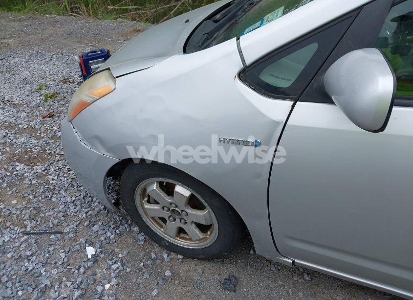 Photo 6 of 2008 Toyota Prius (VIN JTDKB20U087743049)