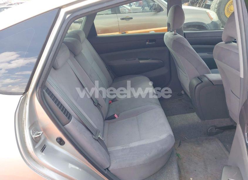 Photo 8 of 2004 Toyota Prius (VIN JTDKB20U140043642)