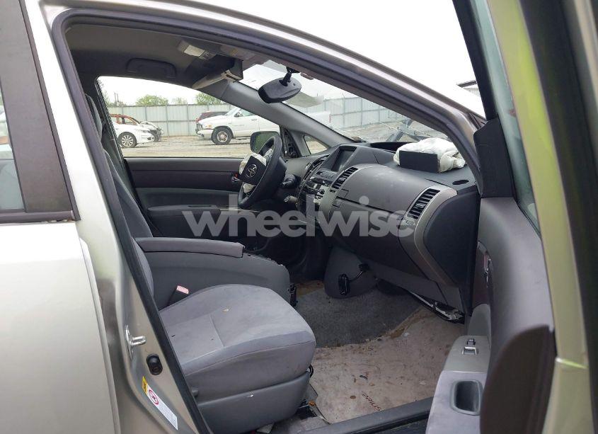 Photo 5 of 2004 Toyota Prius (VIN JTDKB20U140052230)