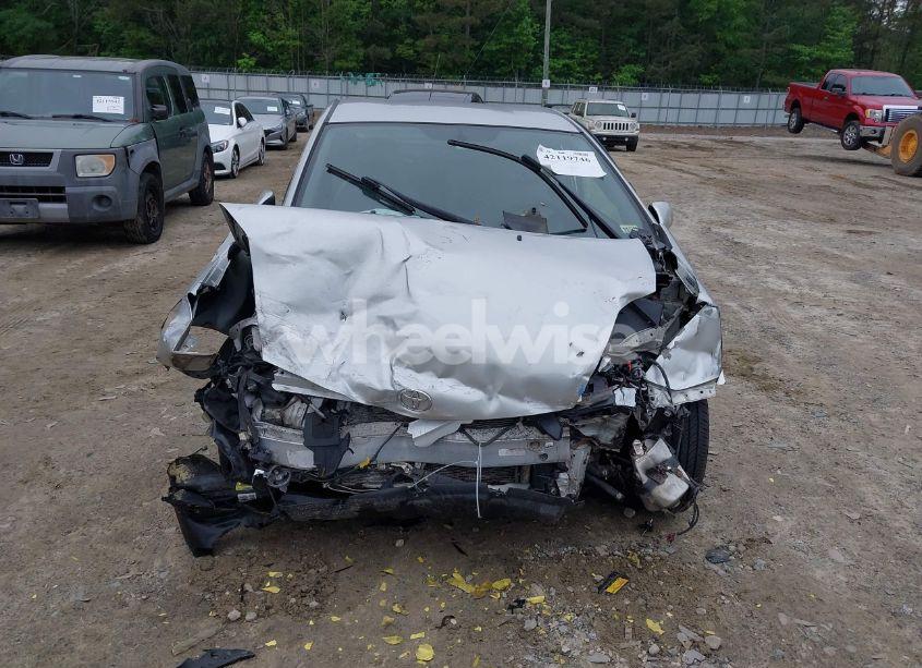 Photo 6 of 2004 Toyota Prius (VIN JTDKB20U140052230)