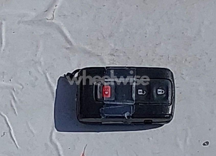 Photo 11 of 2004 Toyota Prius (VIN JTDKB20U140052437)