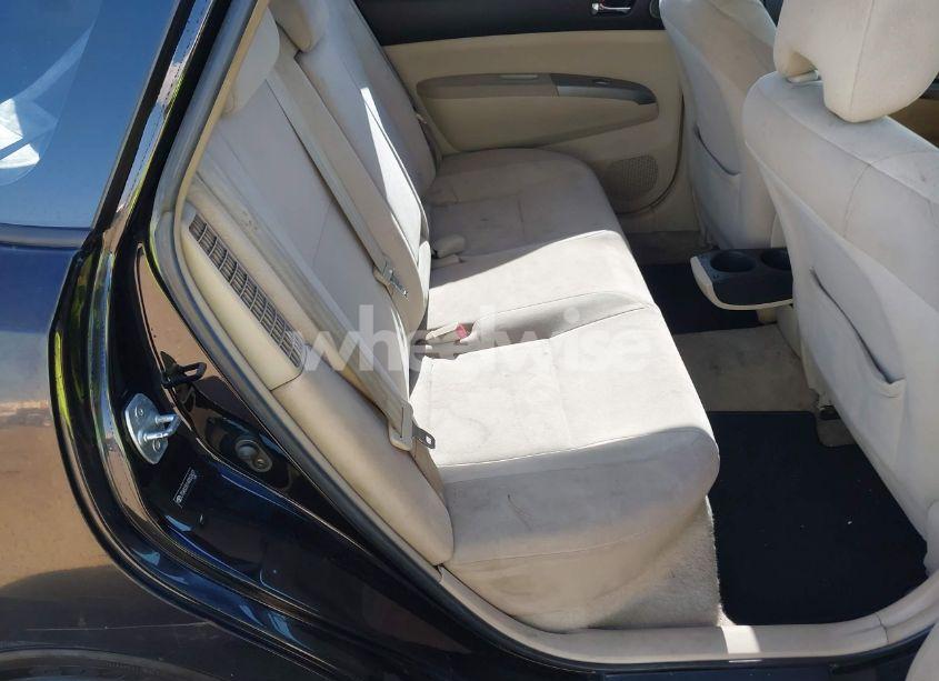 Photo 8 of 2004 Toyota Prius (VIN JTDKB20U140052437)